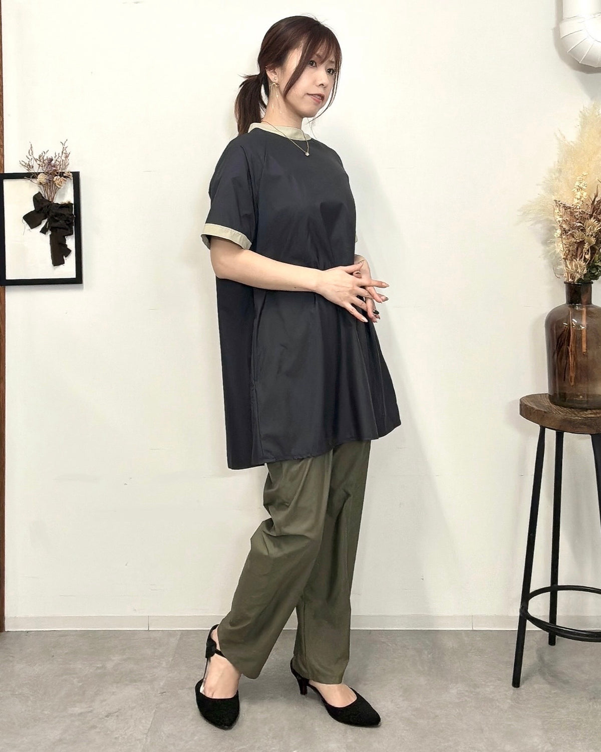 撥水 テーパードパンツ