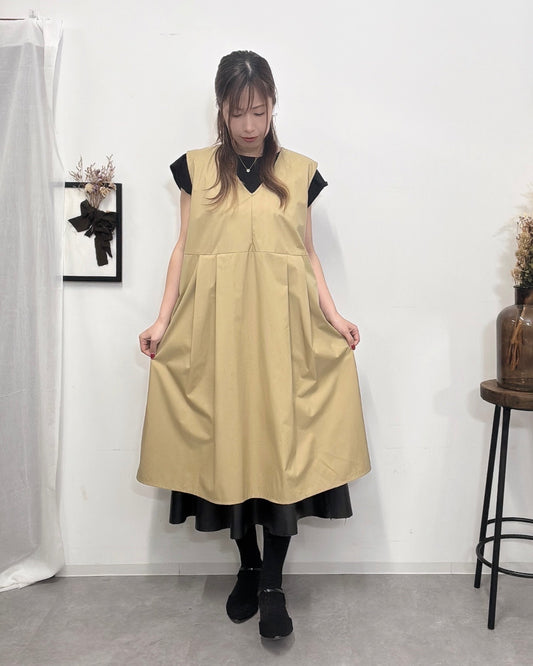 防水 ジャンスカエプロンドレス Camel