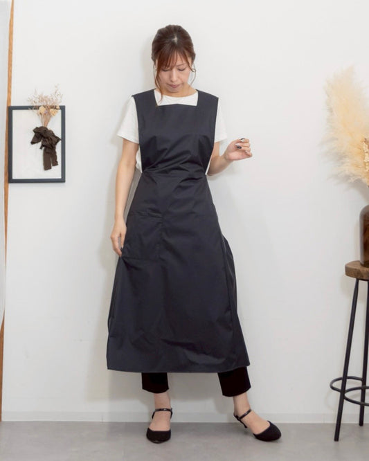 防水 オーラエプロンドレス Black